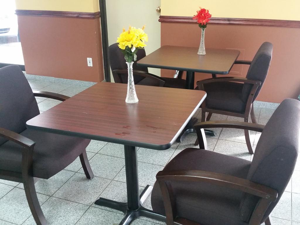 German Village Inn Motel Columbus Ngoại thất bức ảnh